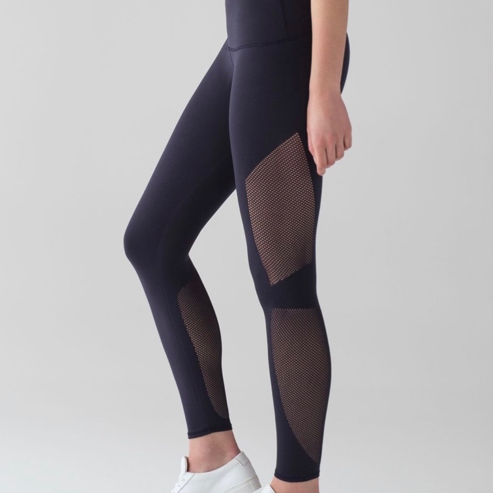 🍋 Rare Lululemon Revel 7/8 Tight